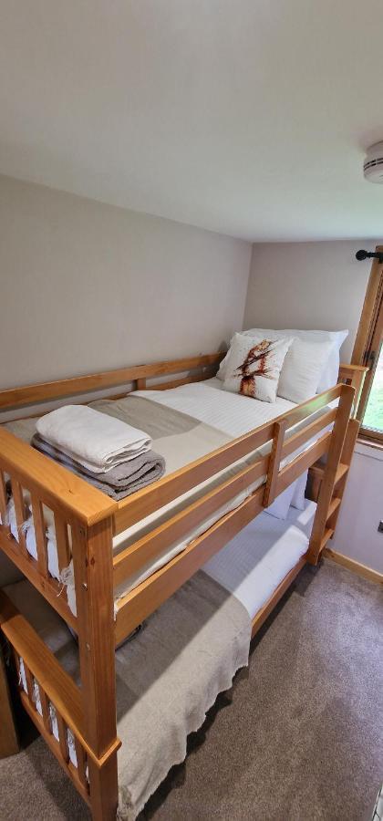 Bonnie Lodge-Lochside Location With Hot Tub 인버개리 외부 사진