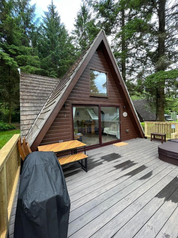 Bonnie Lodge-Lochside Location With Hot Tub 인버개리 외부 사진