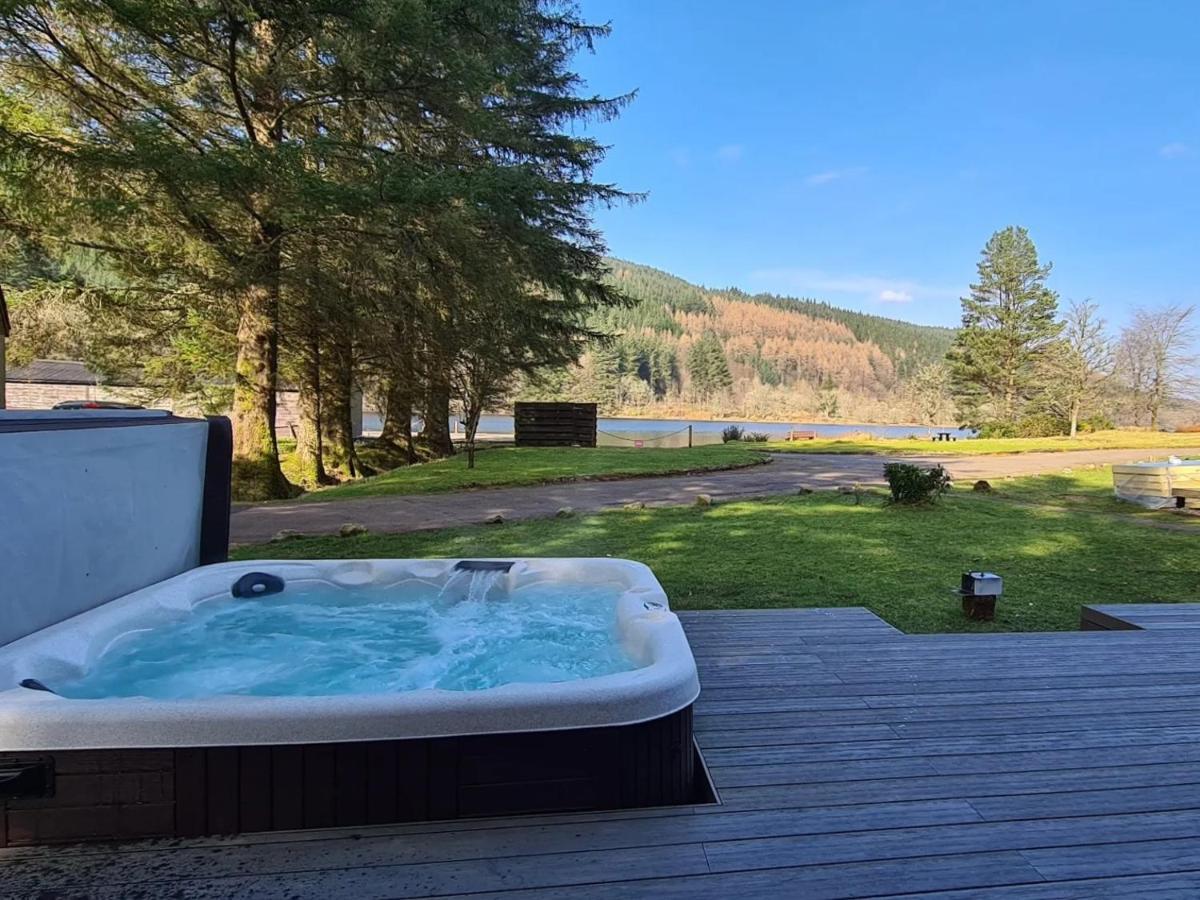 Bonnie Lodge-Lochside Location With Hot Tub 인버개리 외부 사진